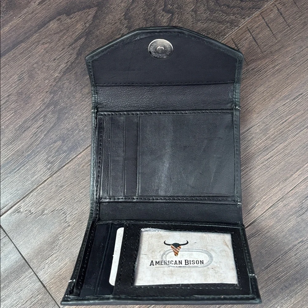 American Bison Hair on Hide,Genuine Leather,5 card,1 ID,bill,zip coin,,snap top